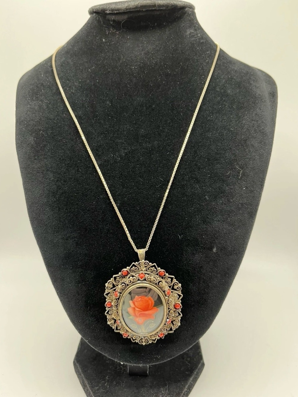 VTG 800 Silver Seed Coral Filigree Rose Floral Portrait Brooch Pendant Necklace
